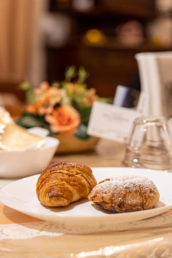 Real Borbone Bed & Breakfast Caserta Exterior foto