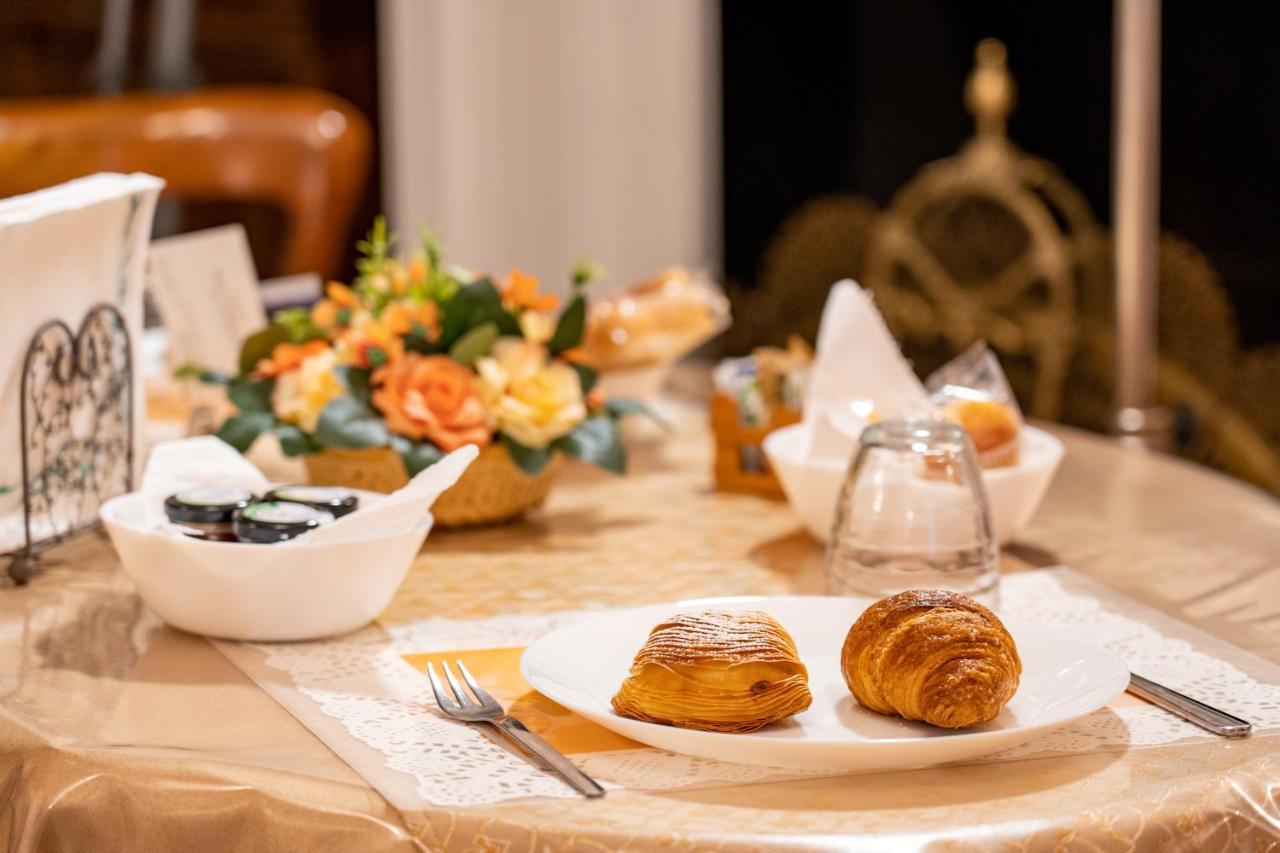 Real Borbone Bed & Breakfast Caserta Exterior foto