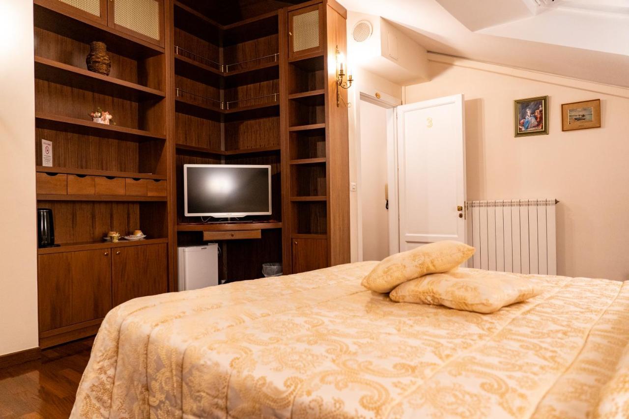 Real Borbone Bed & Breakfast Caserta Exterior foto